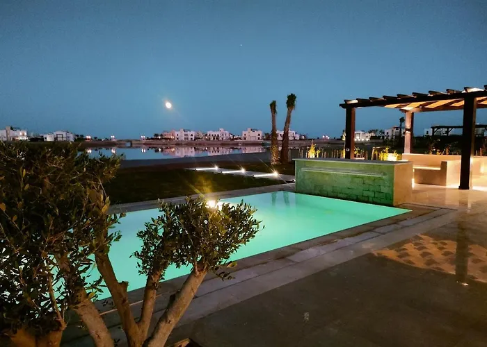Ancient At Elgouna With Private Heated Pool