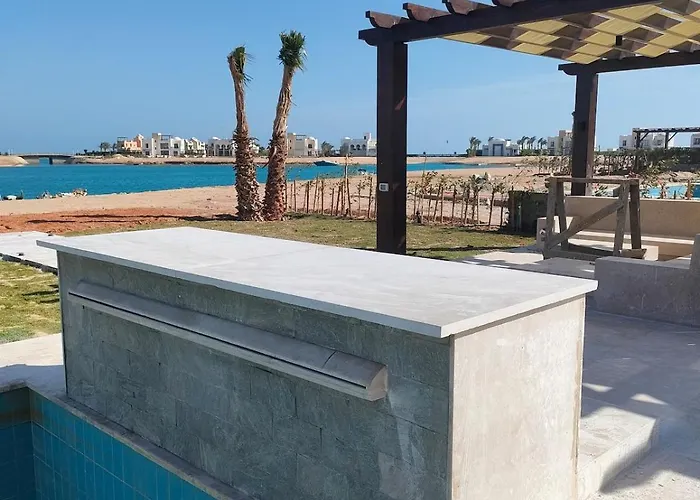 Villa Ancient At Elgouna With Private Heated Pool