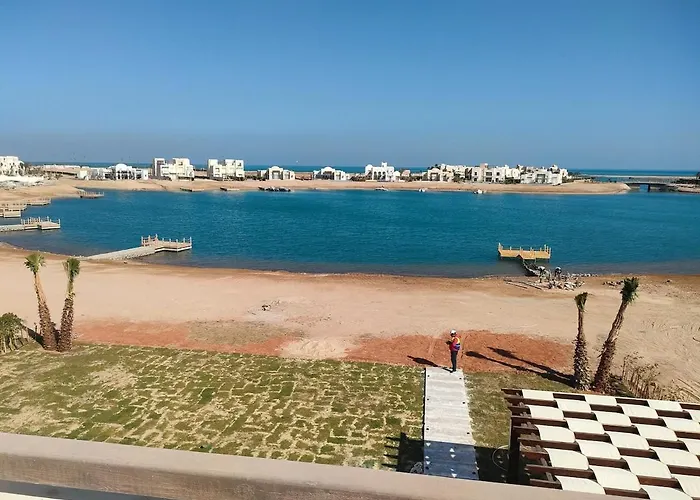 Villa Ancient At Elgouna With Private Heated Pool
